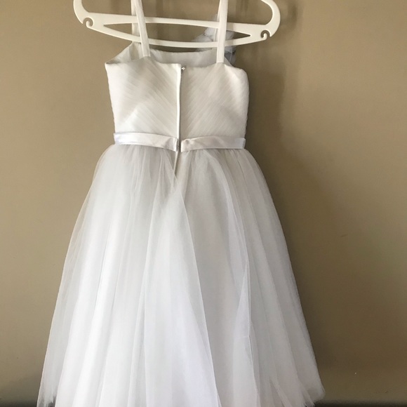 Communion Dress - Picture 2 of 8